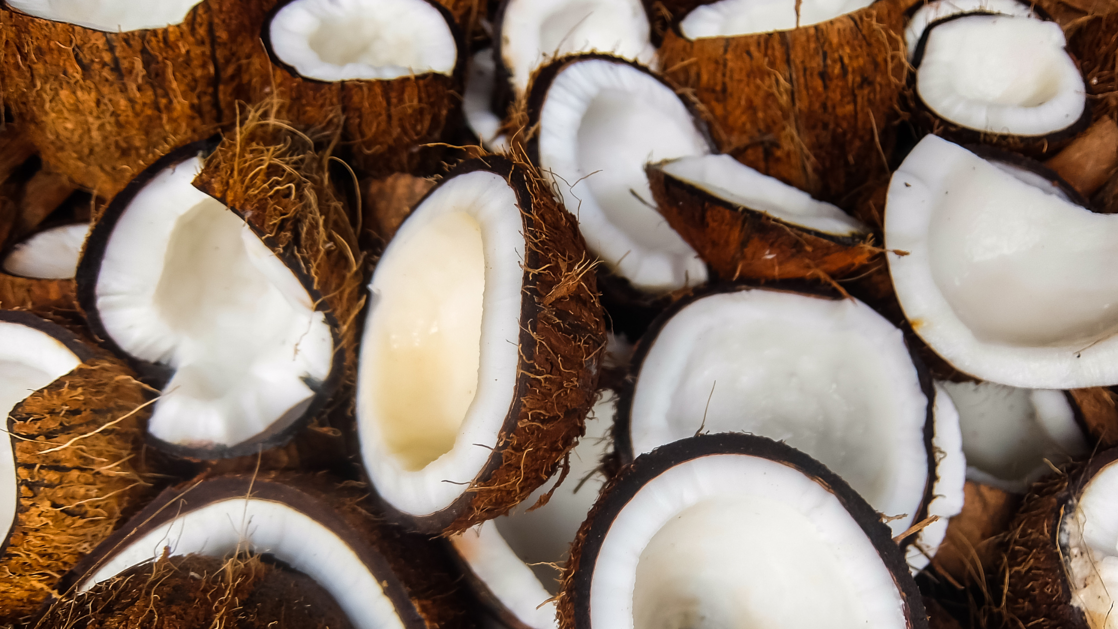 7 Science-Based Benefits of MCTs for Natural Energy and Weight Management